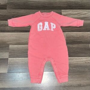 Baby Girl Gap Romper 3/6m